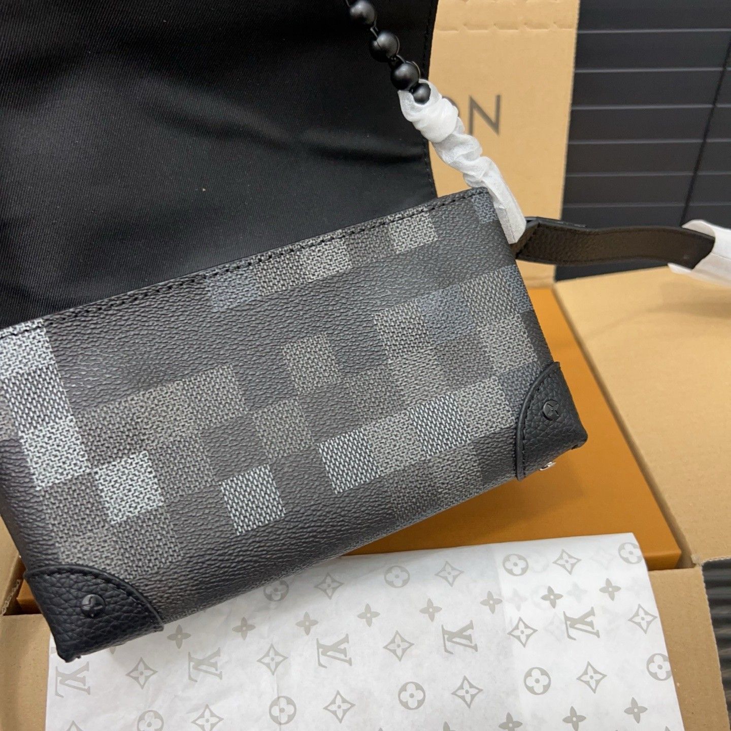 ルイヴィトン LV STEAMER ショルダーバッグ メンズ レディース A30918