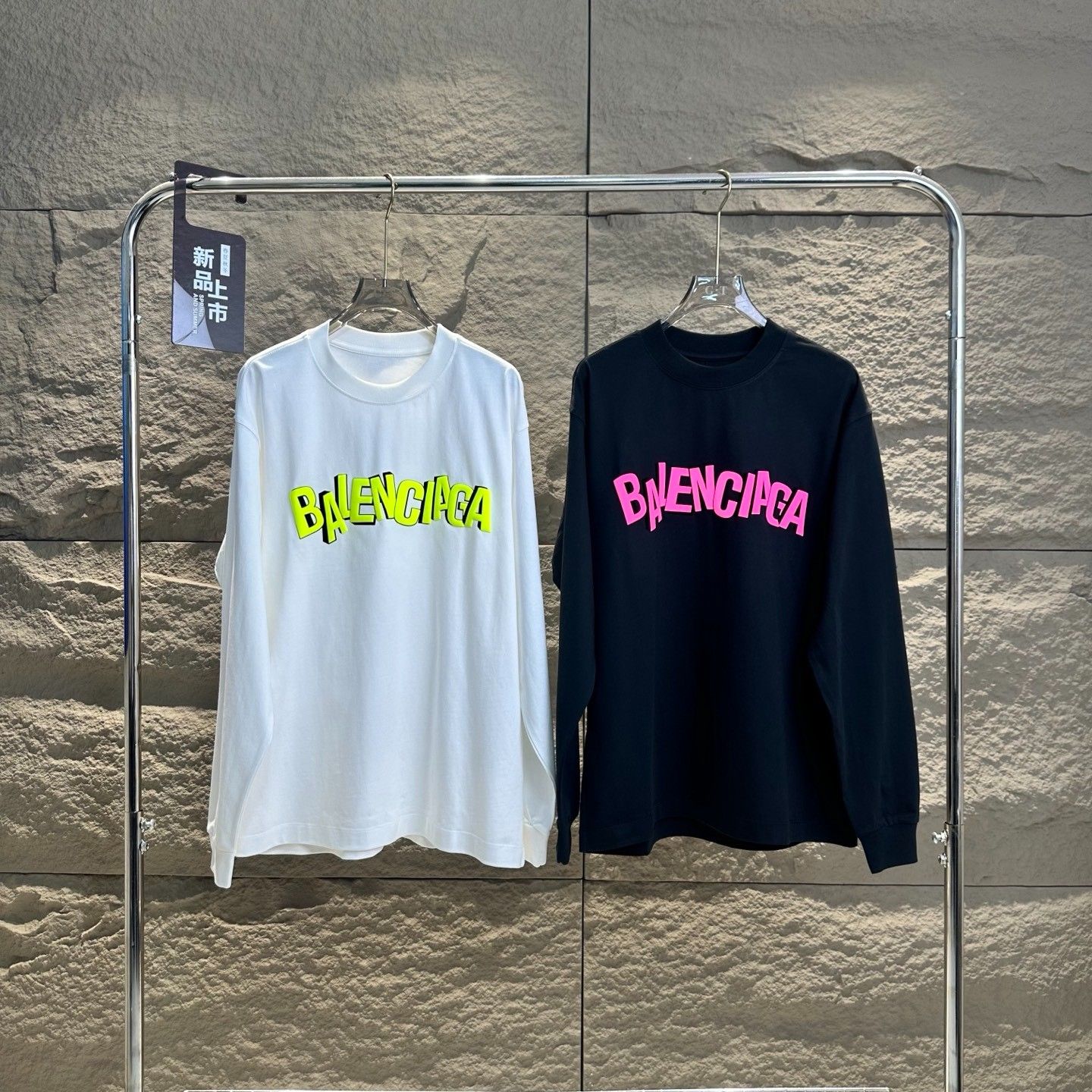 バレンシアガ スウェットシャツ Tシャツ プリント ラウンドネック A30942