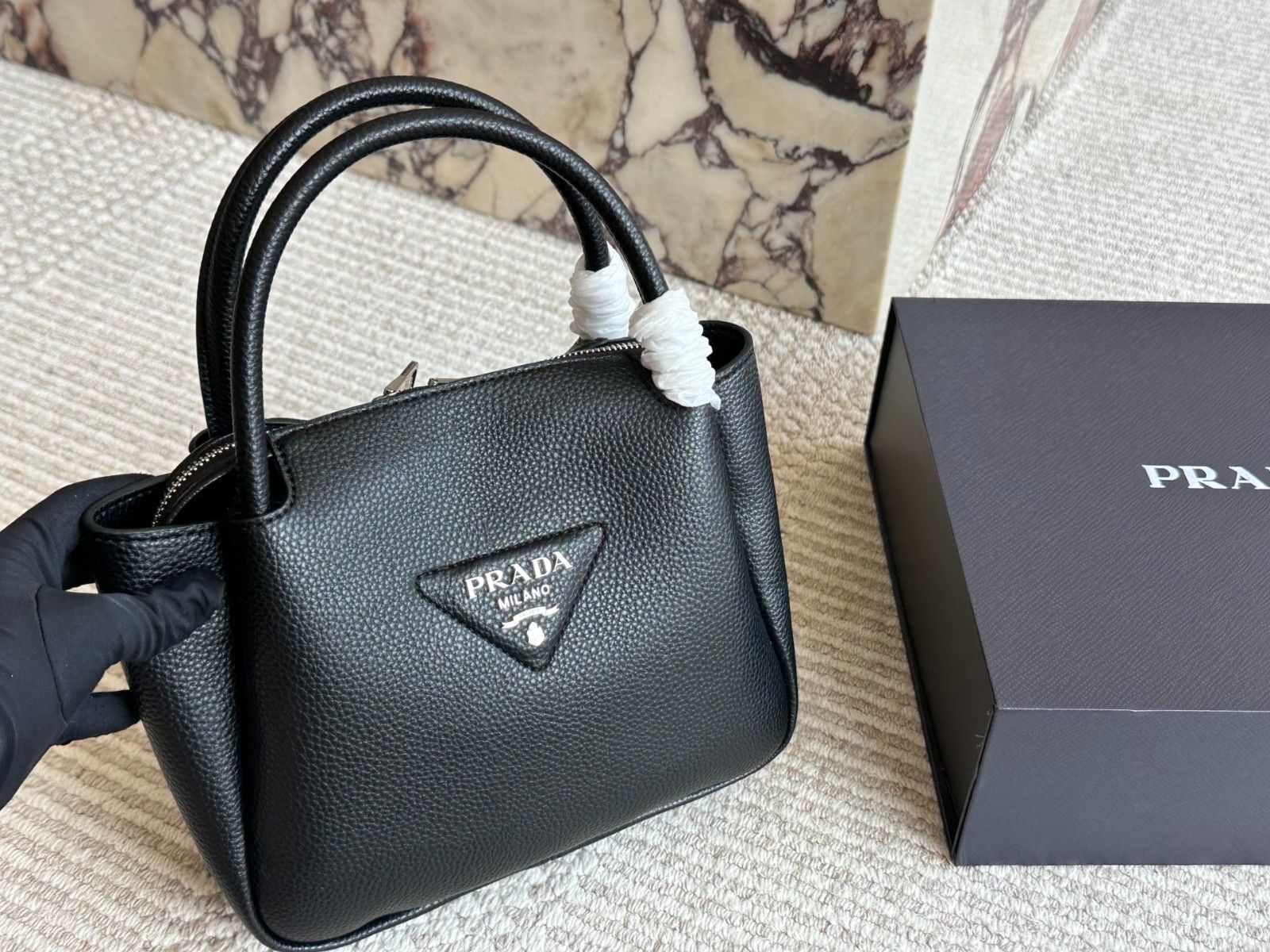 プラダ ハンドバッグ レザー ショルダーバッグ 高品質 A30948