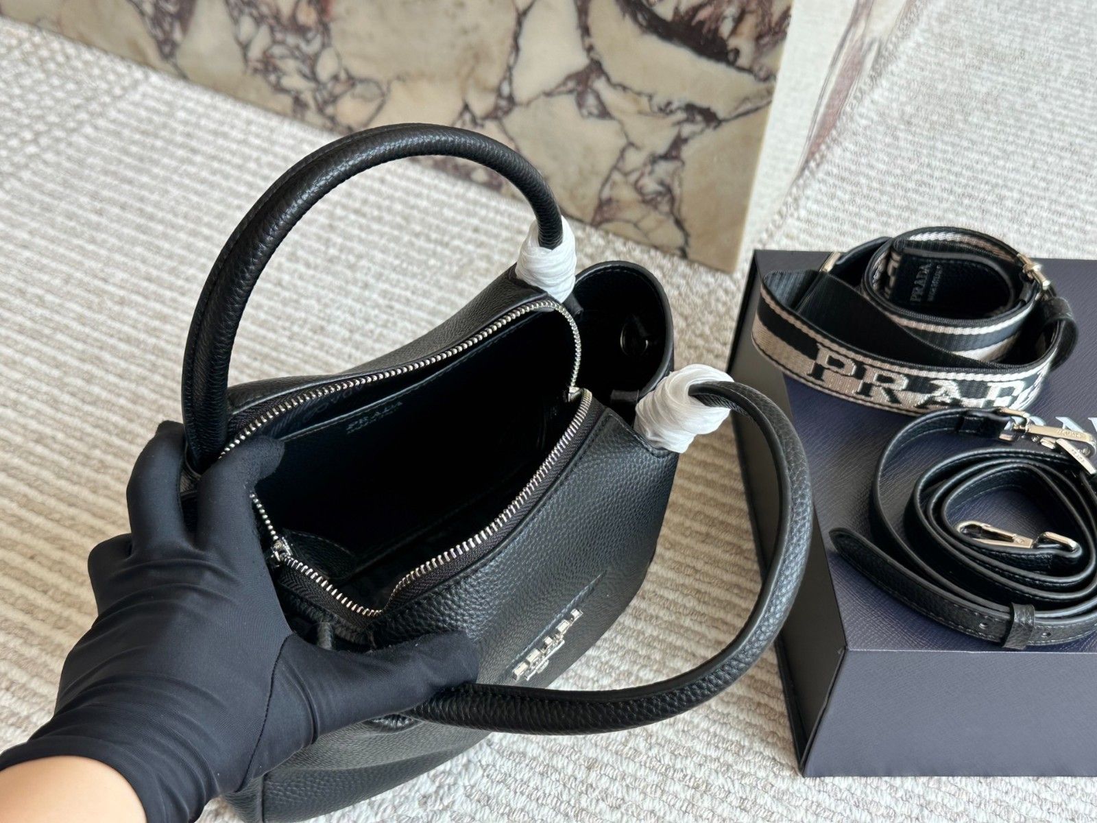 プラダ ハンドバッグ レザー ショルダーバッグ 高品質 A30948