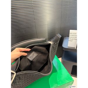 ボッテガ ヴェネタ 編み込み ショルダーバッグ オシャレ A30946