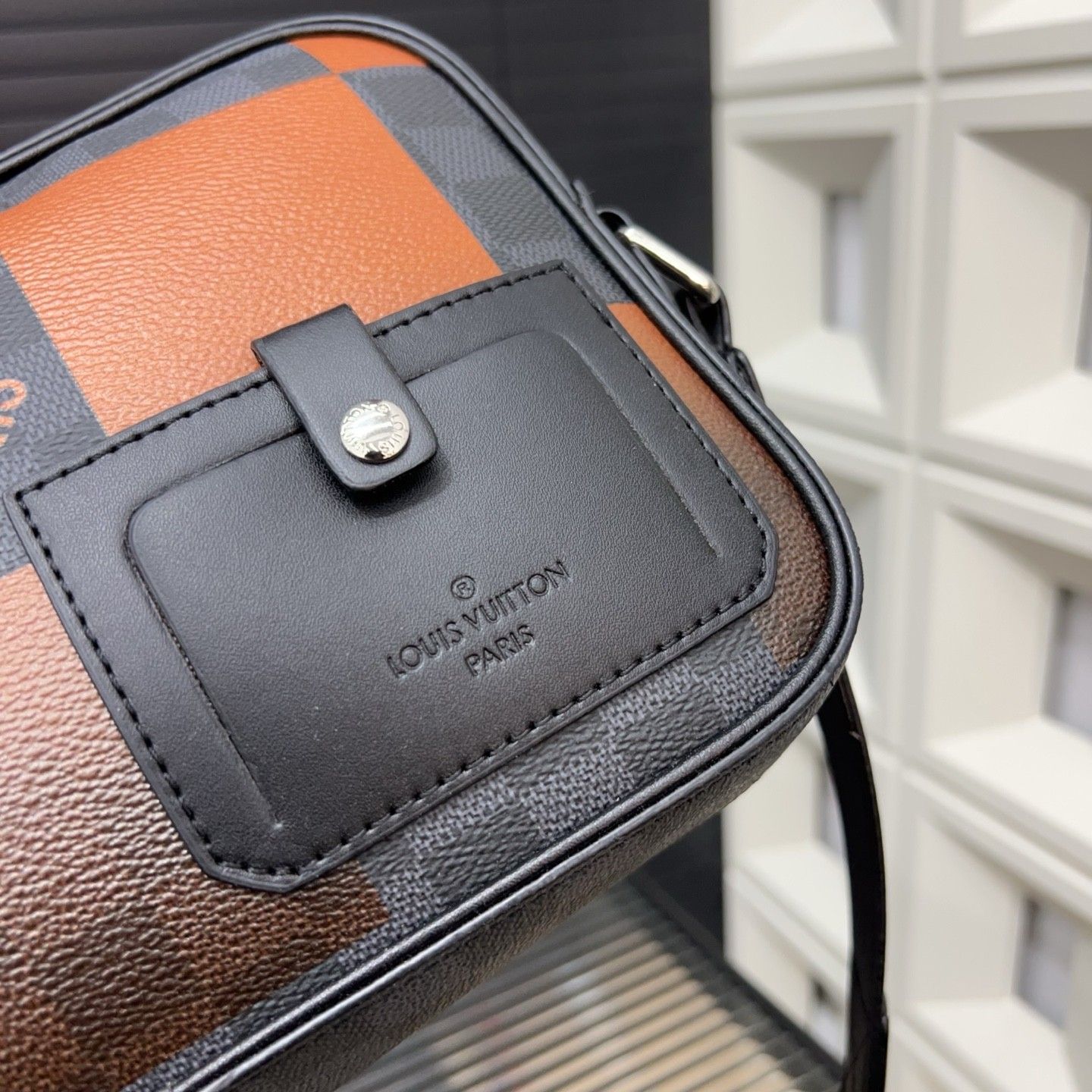 ルイヴィトン LV Alpha ショルダーバッグ クラシック A30958
