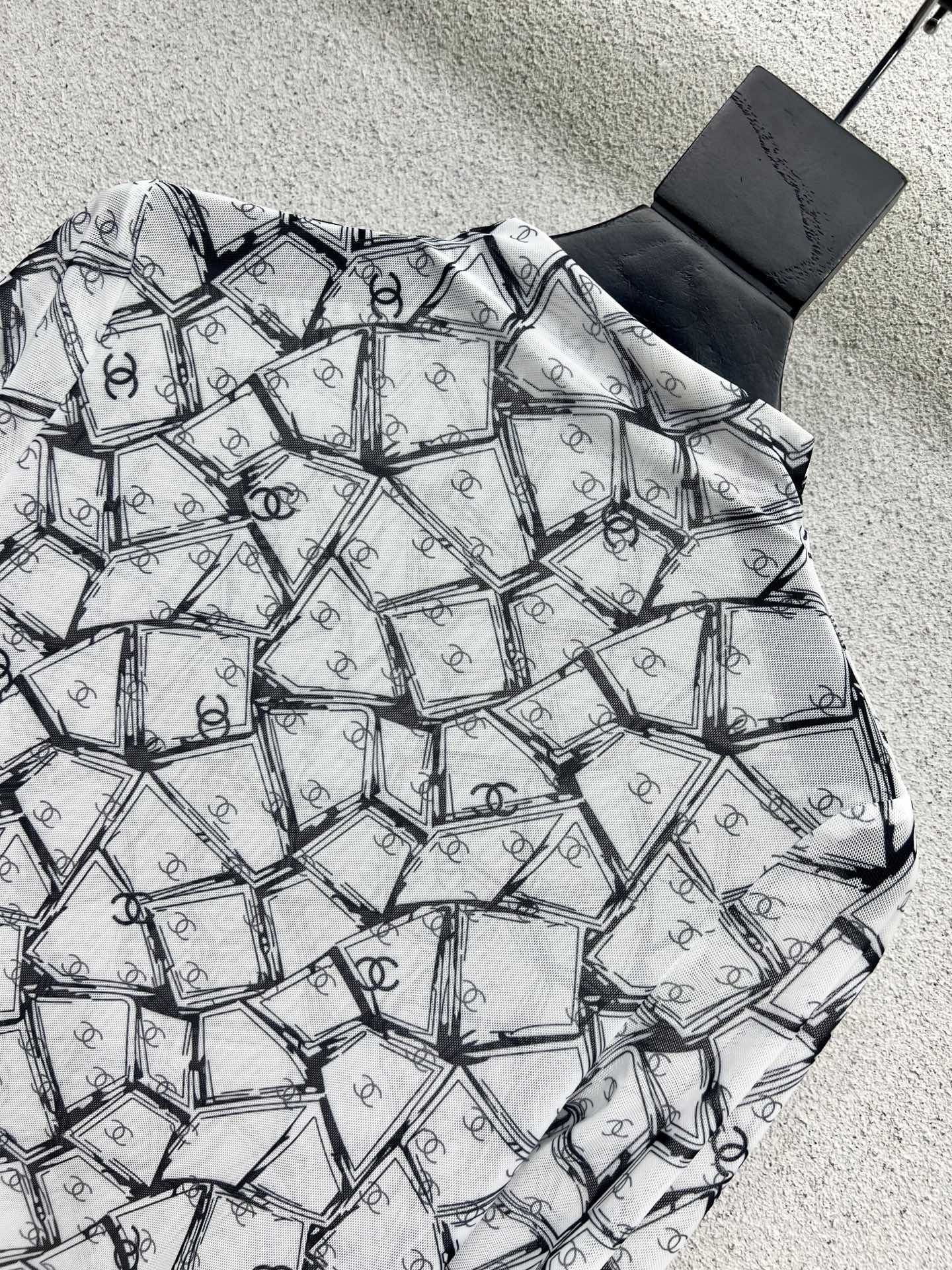 シャネル 長袖tシャツ スリムフィット レディース オシャレ A30968