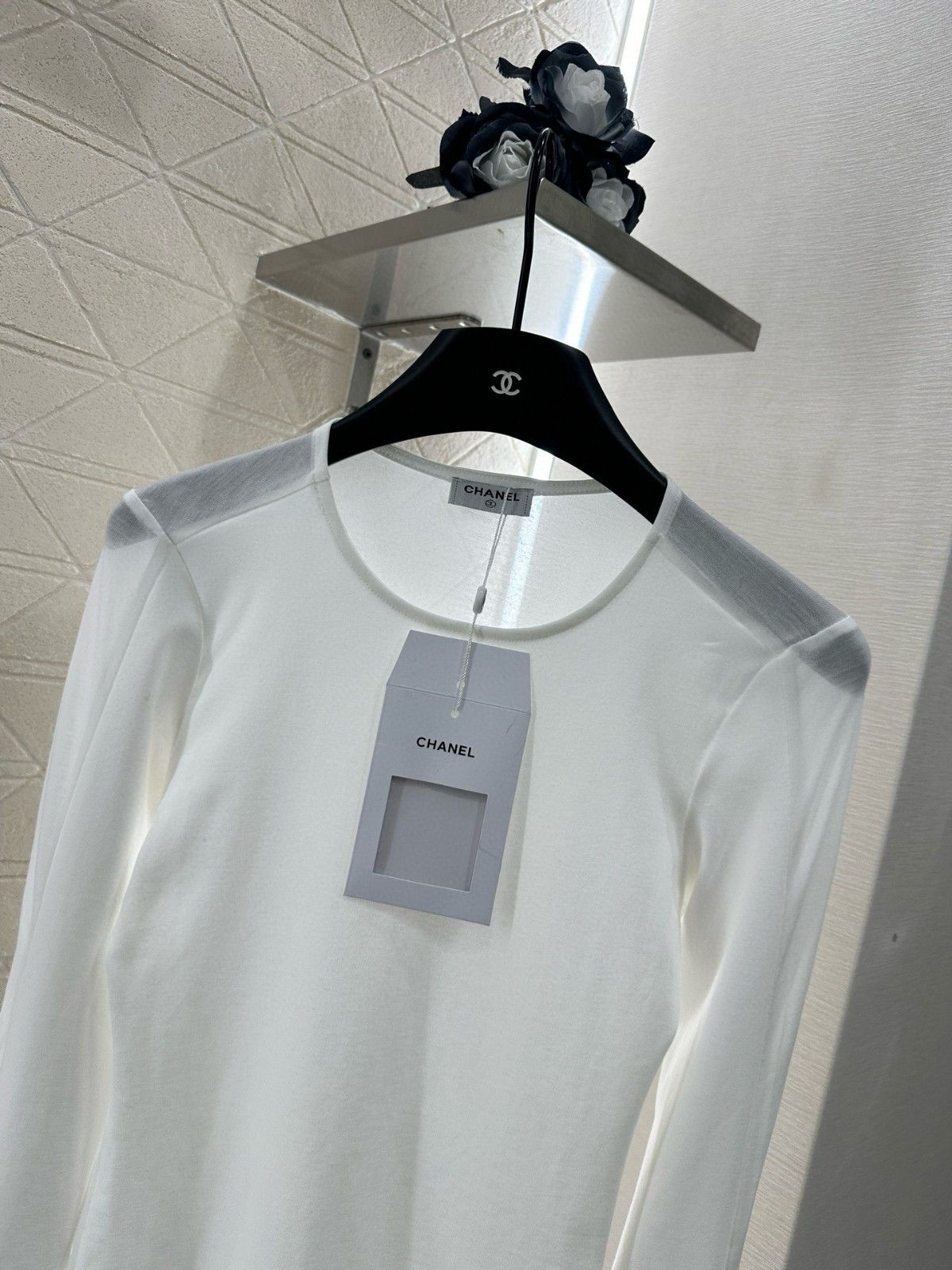 シャネル 長袖tシャツ スリムフィットのクルーネック A30805_1