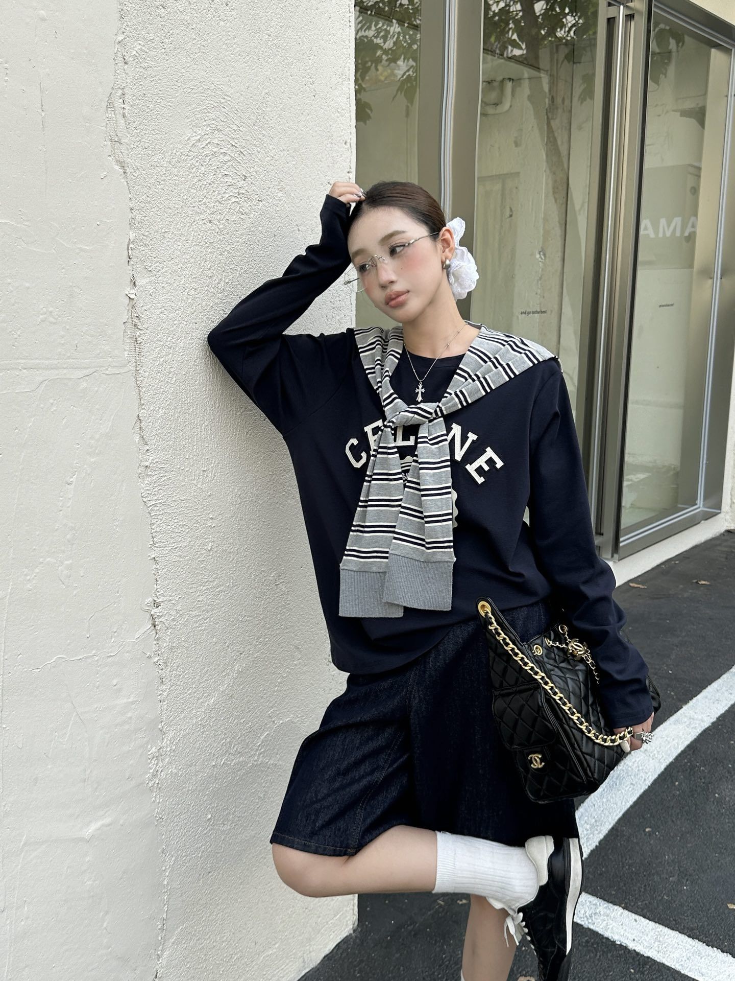 セリーヌ 長袖Tシャツ 取り外し可能なショール付き オシャレ A30802_1