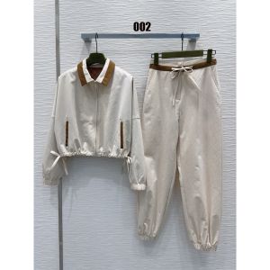 グッチ 上下セット ジャケットとズボン レディース オシャレ A30799_1