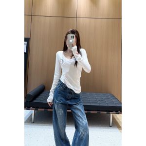 クロムハーツ 長袖tシャツ レディース向け オシャレ A30979