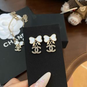 シャネル ピアス ホワイト リボン 可愛い A31021