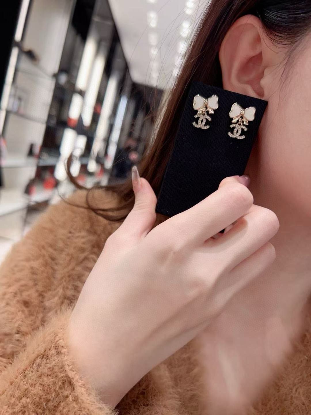 シャネル ピアス ホワイト リボン 可愛い A31021