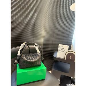 ボッテガ ヴェネタ 編み込み ハンドバッグ 通勤 A31012