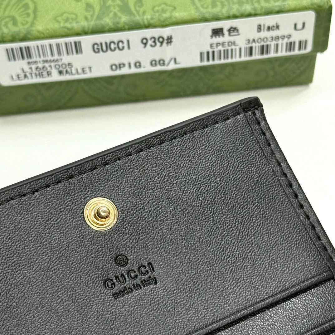 グッチ 短財布 レザー 高級感 A31035