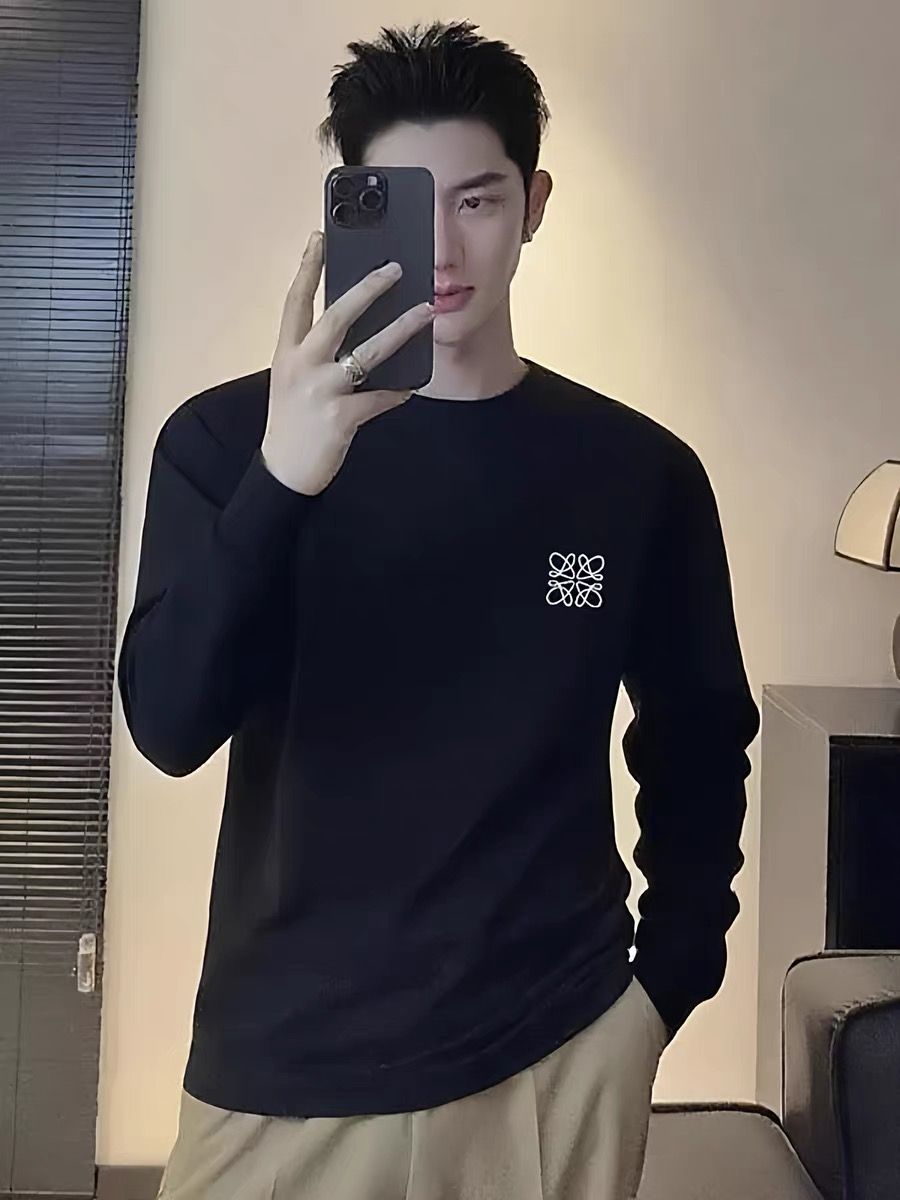 ロエベ 長袖Tシャツ クラシック 刺繍入り メンズ レディース A31073