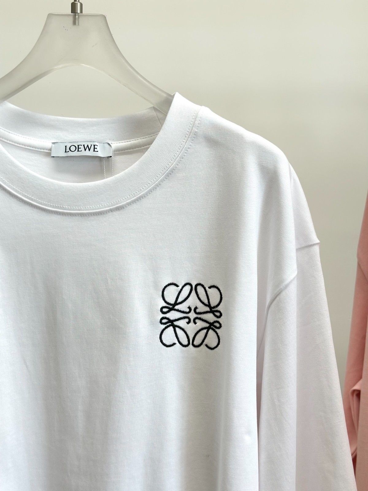 ロエベ 長袖Tシャツ クラシック 刺繍入り メンズ レディース A31073