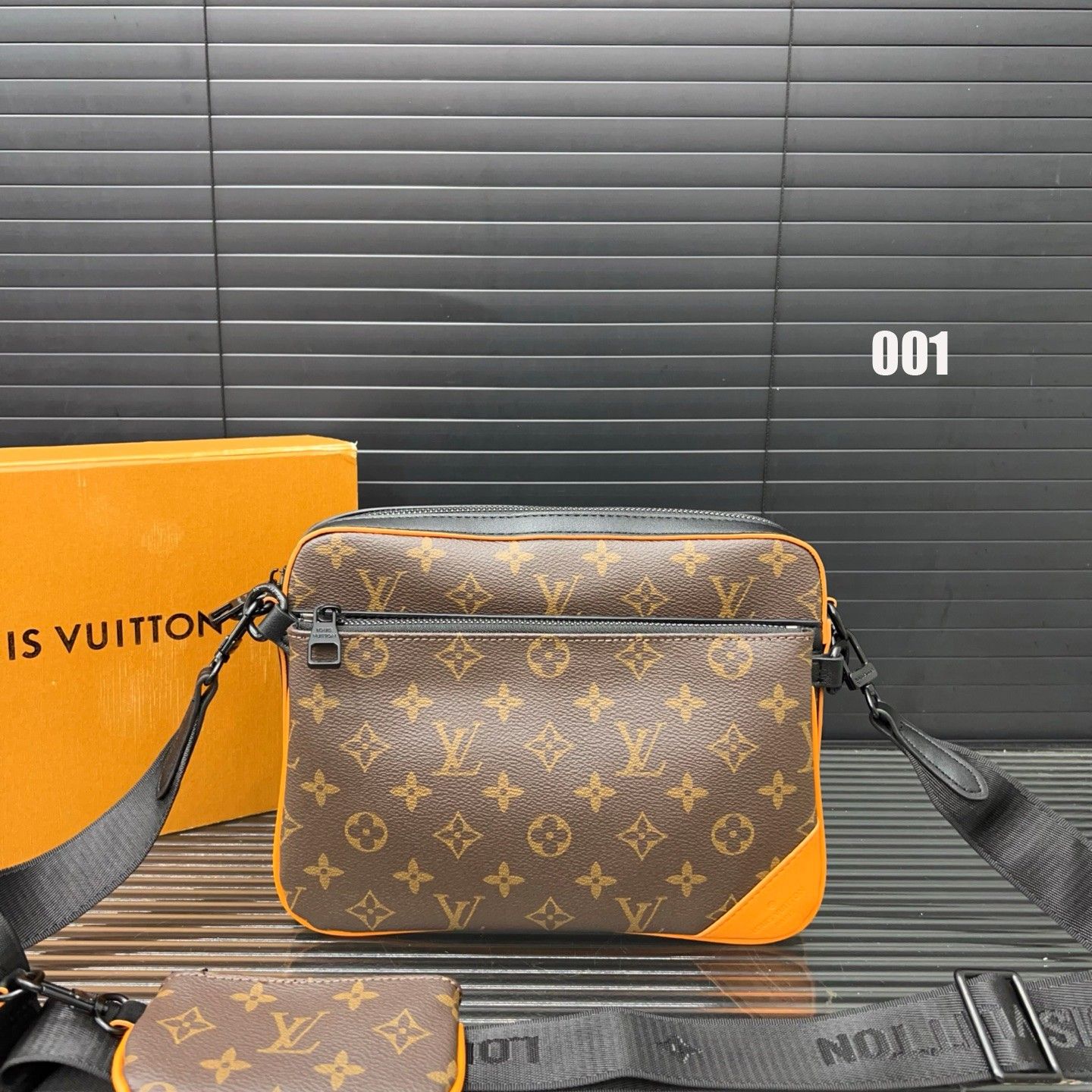 ルイヴィトン LV TRIO ショルダーバッグ メッセージバッグ A31086