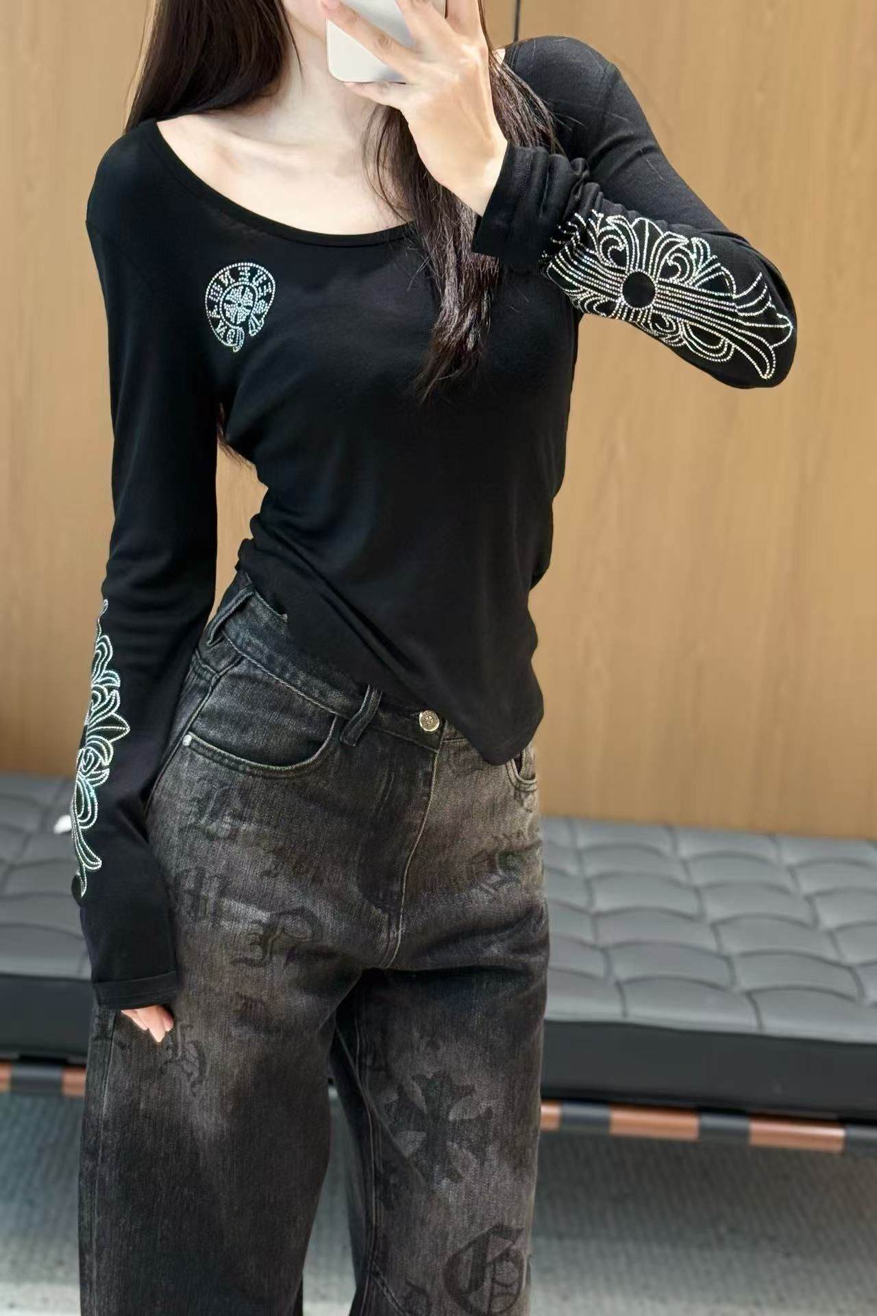 クロムハーツ 長袖tシャツ ロンT レディース A31109