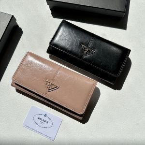 プラダ 長財布 ウォレット 二つ折り財布 クラシック A31088