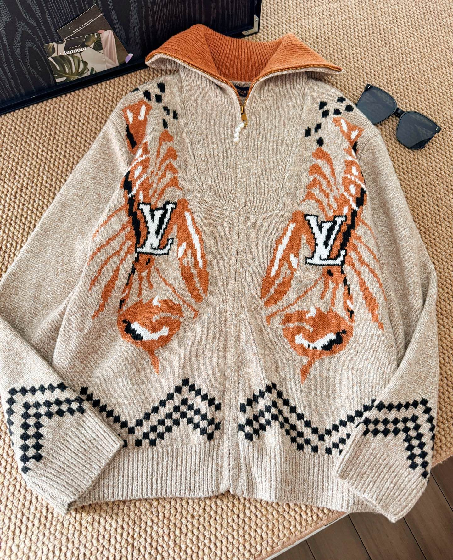 ルイヴィトン LV × Nigo ニットカーディガン 高級感 A31124