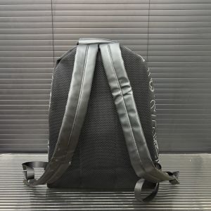 ルイヴィトン LV  MULTIPOCKET 刺繍入りバックパックA31121