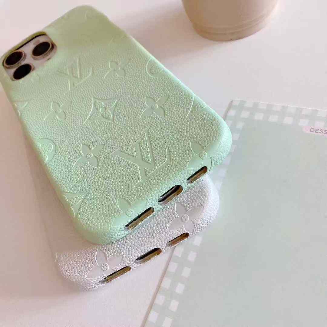 ルイヴィトンiPhone17/16/15/14ケース