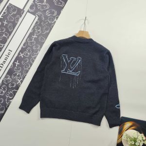 ルイヴィトン ニットカーディガン セーター 秋冬新作 刺繍 Vネック A31147