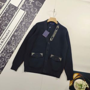 ルイヴィトン ニットカーディガン セーター 刺繍 A31145