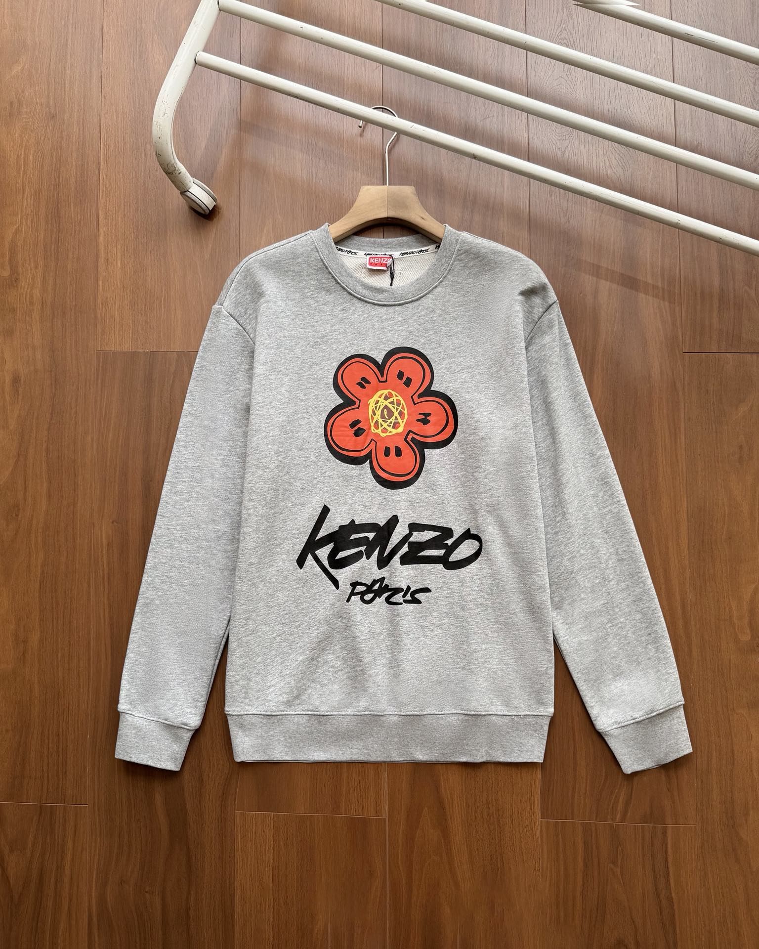 ケンゾー Kenzo x Futura スウェットシャツ メンズクラシック 高品質 A31142