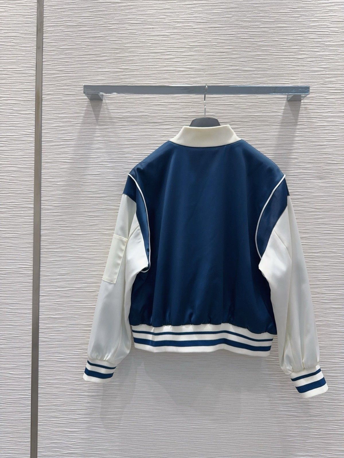 ディオール スタジャン ジャケット オシャレ A31171