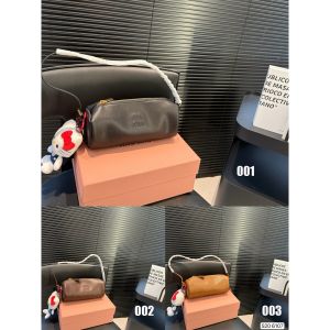 ミュウミュウ ホーボーバッグ ハンドバッグ 高級感 オシャレ A31220