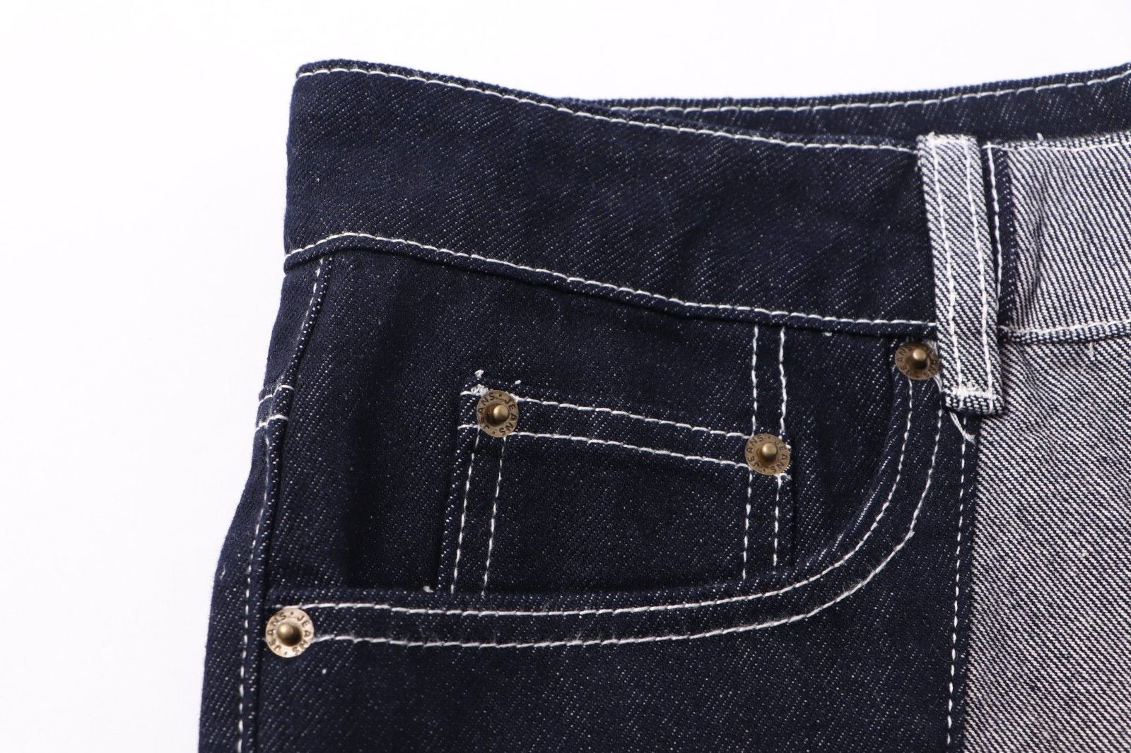 シュプリーム ジーンズ メンズ 刺繍ロゴ A31246