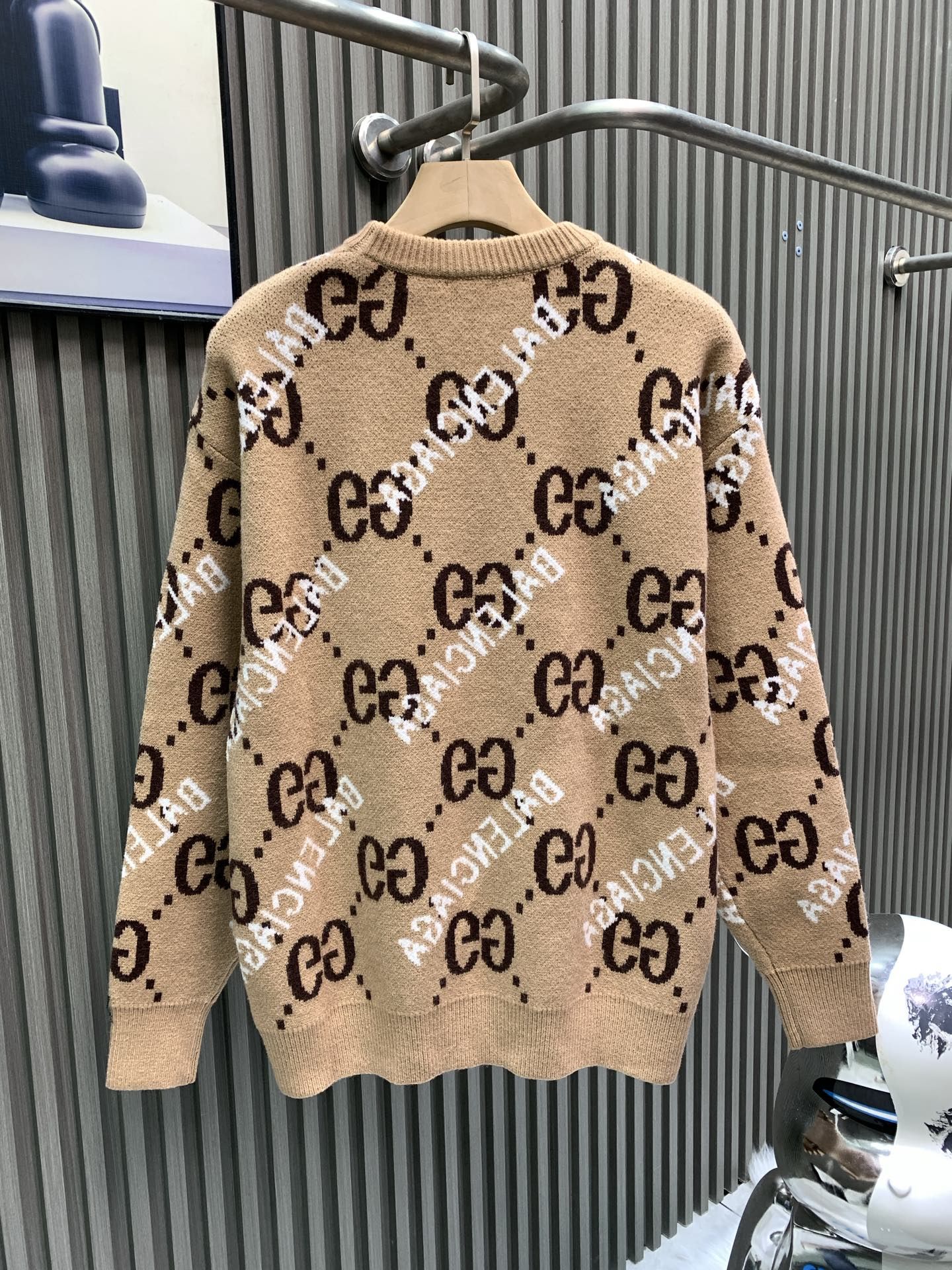 グッチ バレンシアガ コラボ ニットセーター 限定人気 A31252