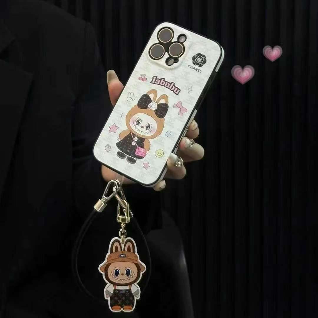 シャネル iPhone16/15/14/13ケース ストラップ付き