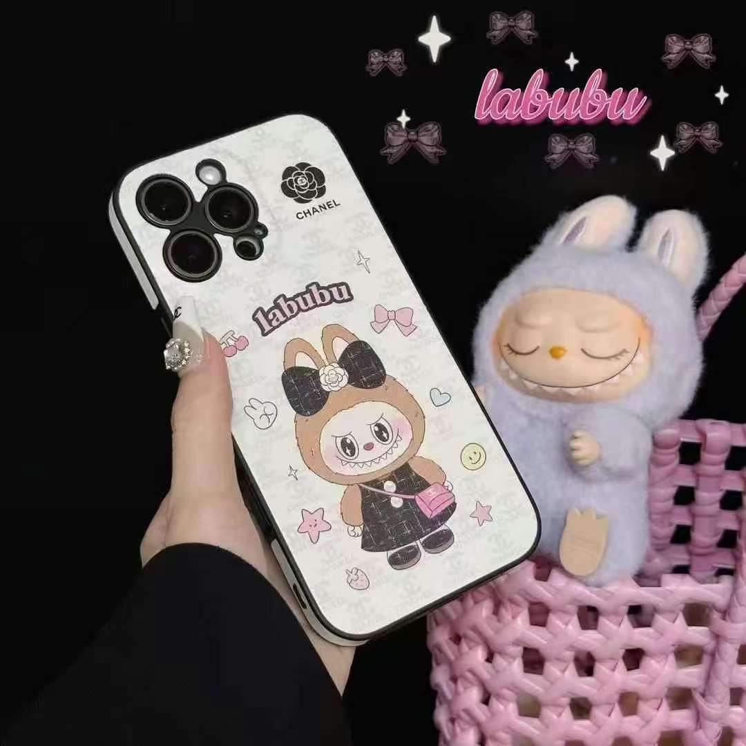 シャネル iPhone16/15/14/13ケース ストラップ付き