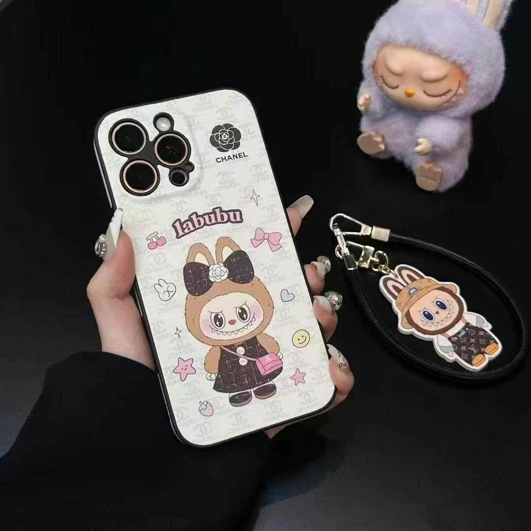 シャネル iPhone16/15/14/13ケース ストラップ付き