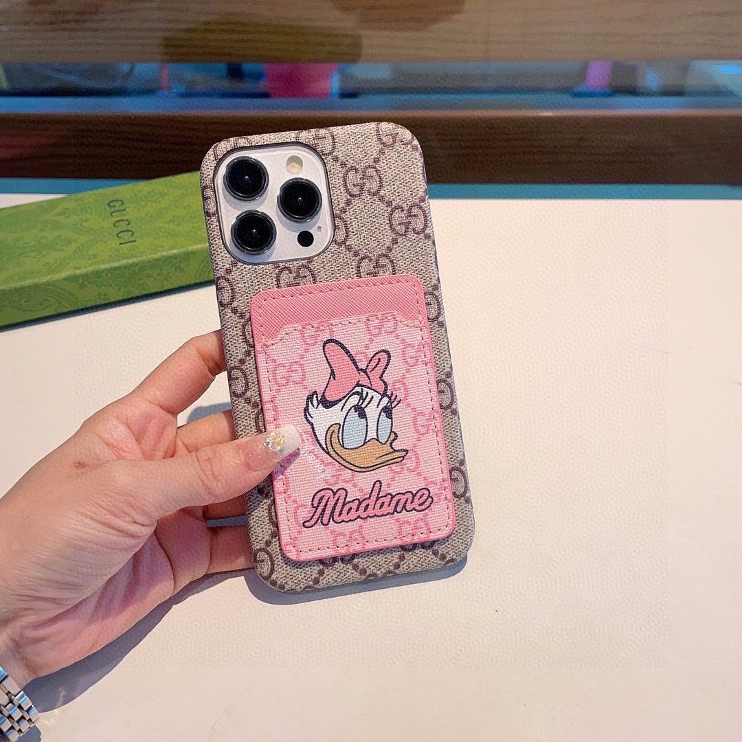 グッチ iPhone17/16/15/14/13ケース