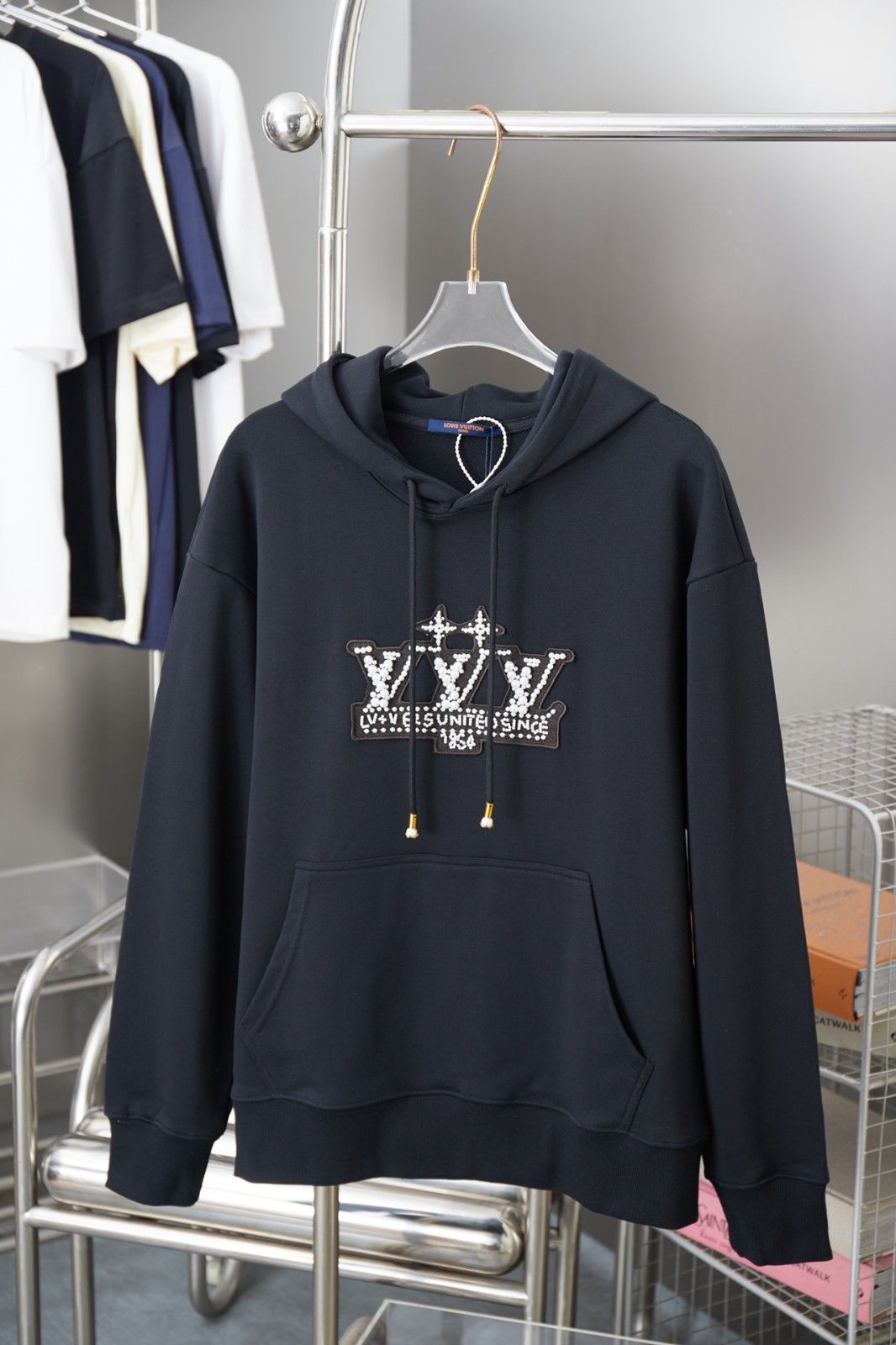 ルイヴィトン Nigo パーカー パール フード付きスウェットシャツ A31361