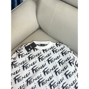 フェンディ クルーネックニット セーター メンズ A31364