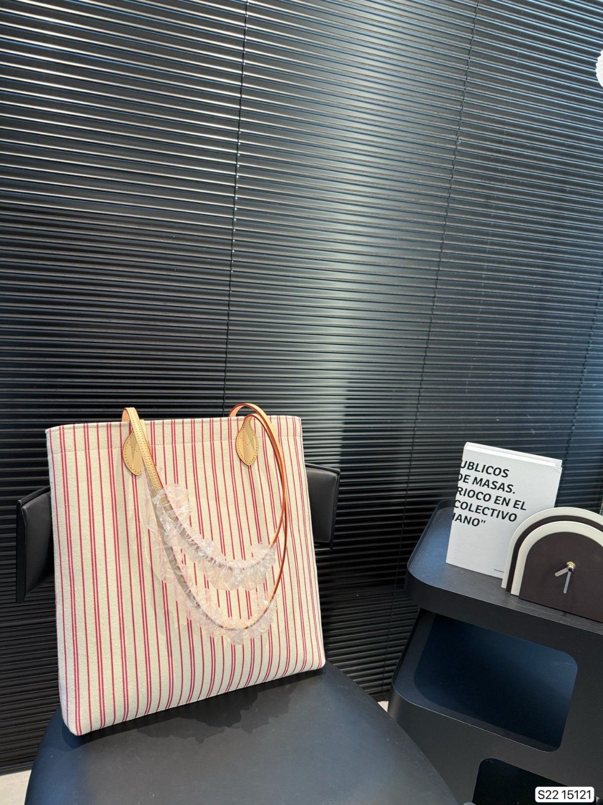 ルイヴィトン LV X Grace Coddington トートバッグ キャンバス A31395