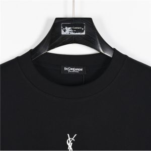 イヴ・サンローラン 長袖tシャツ プリント ゆったり A31377