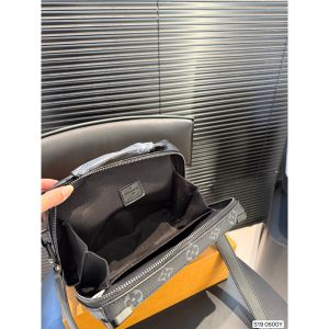ルイヴィトン メセッジバッグ ショルダーバッグ メンズ A31432