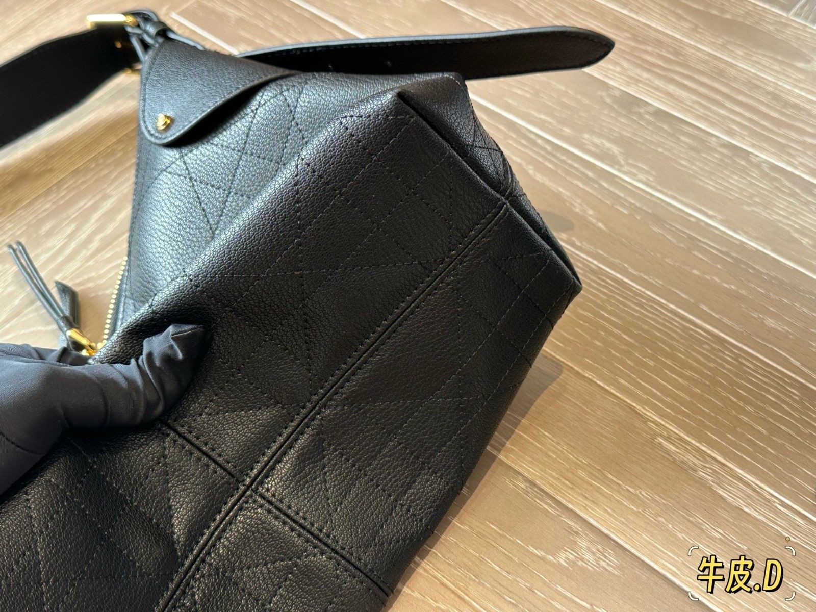ディオール DIOR VOYAGE ホーボーバッグ ハンドバッグ レザー 高品質 A31428