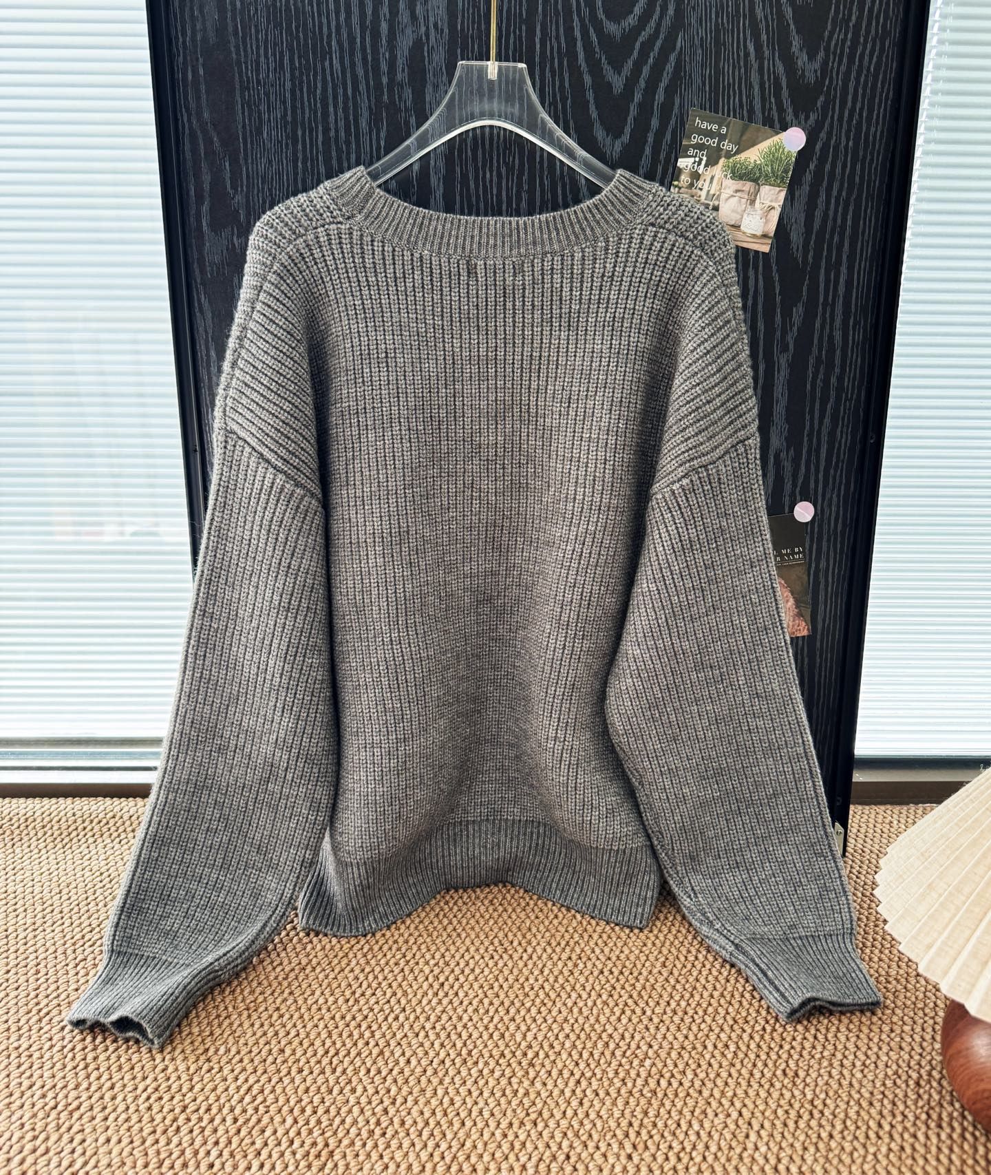 セリーヌ セーター クルーネックニット レディース ゆったり A31426