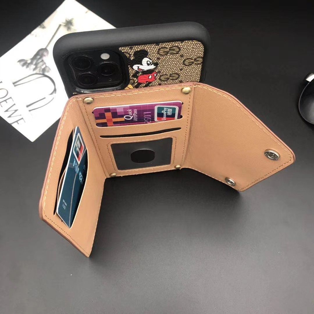 グッチ × ディズニー ミッキーコラボ iphone17 16 15 14 13 12 11 ケース