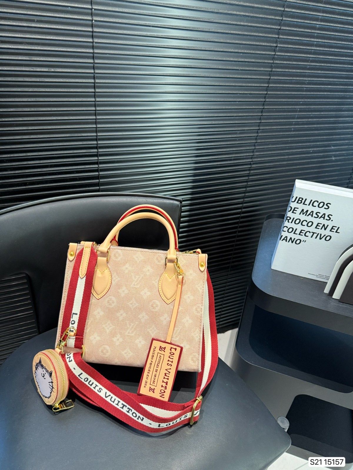 ルイヴィトン 猫 Grace Coddington トートバッグ 大人気 A31449