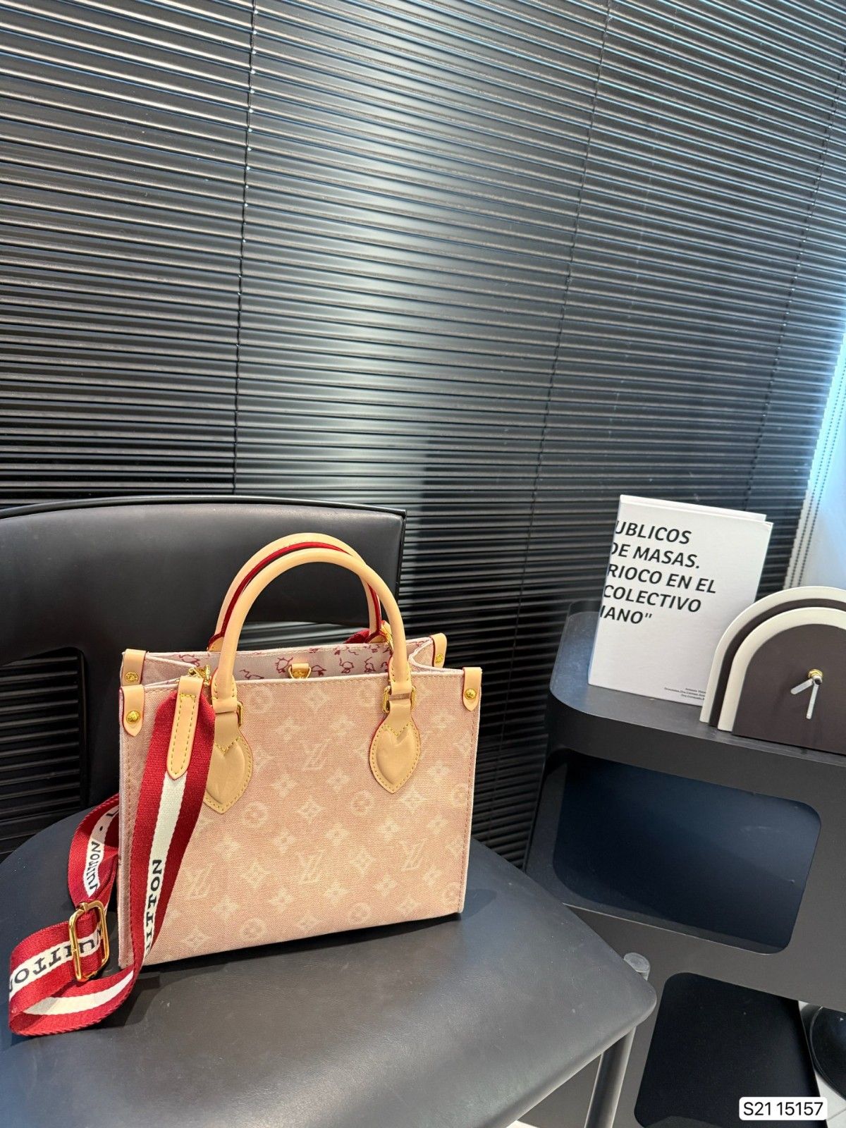 ルイヴィトン 猫 Grace Coddington トートバッグ 大人気 A31449