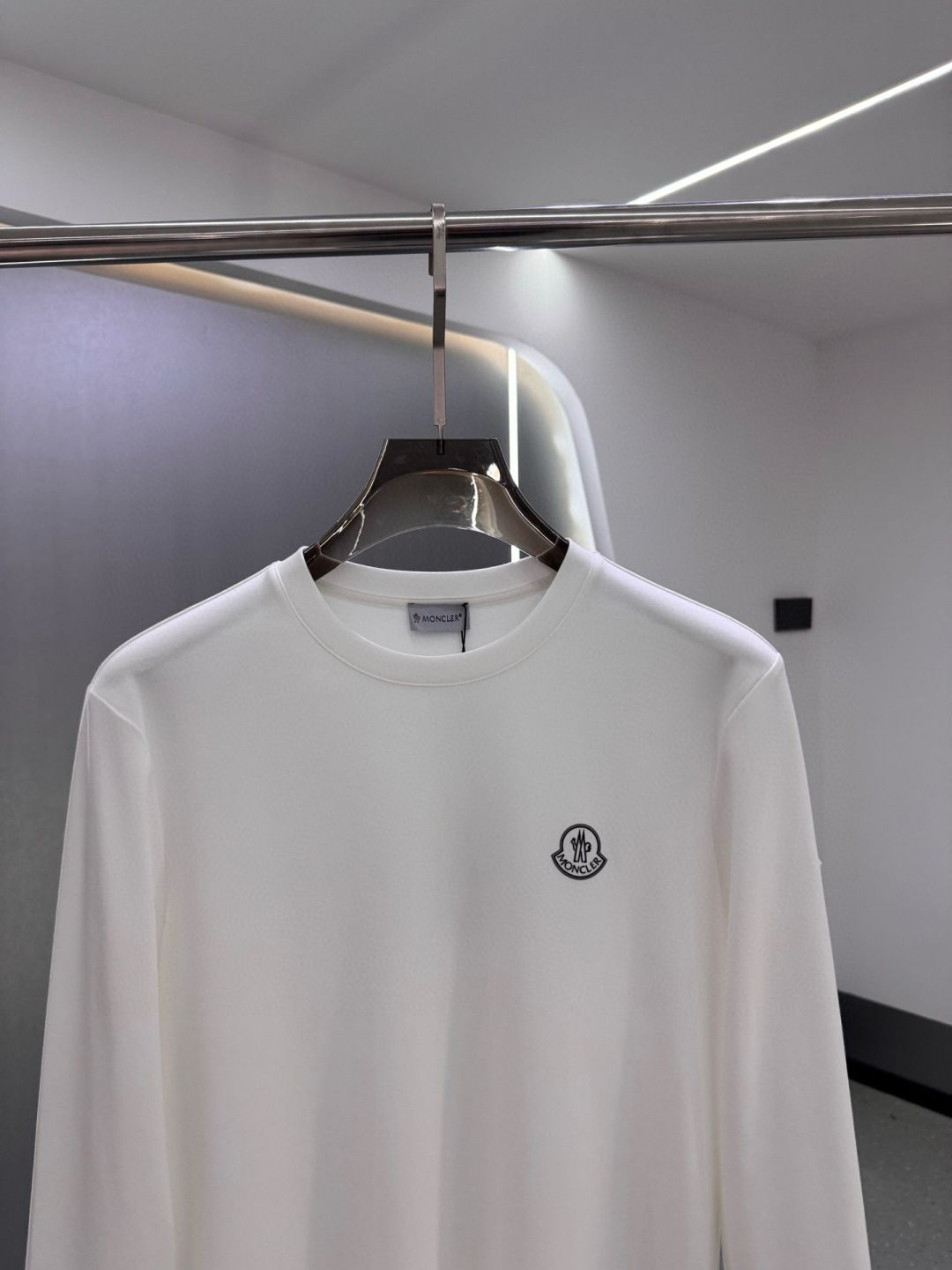モンクレール 半袖tシャツ ロンT コットン ゆったり A31443