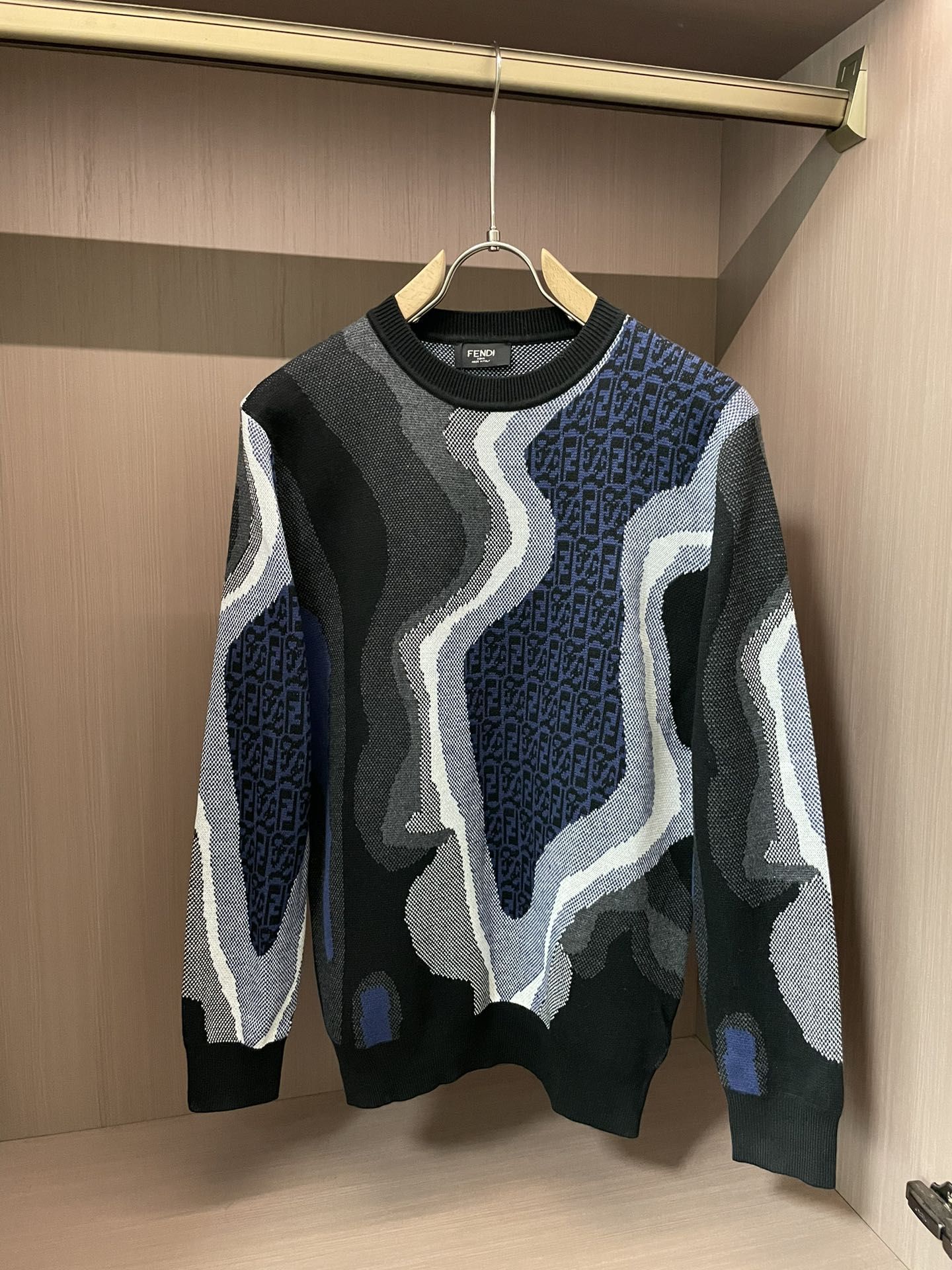 フェンディ セーター カジュアル プルオーバーニット A31439