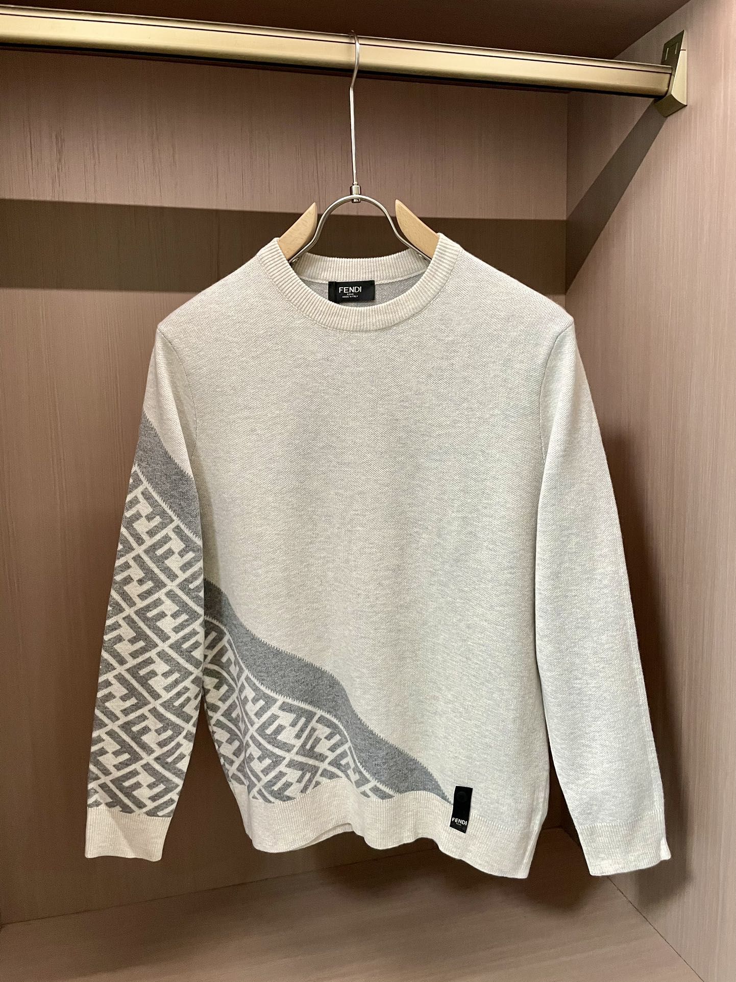 フェンディ セーター カジュアル プルオーバーニット A31438