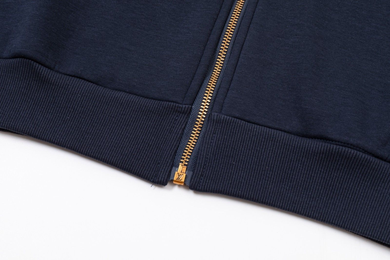 ルイヴィトン ジップアップパーカー 刺繍 高品質 A31454