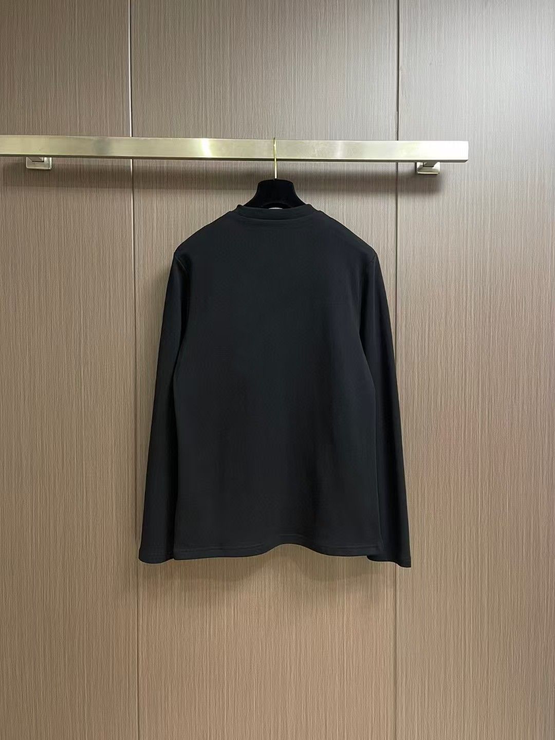 ルイヴィトン 長袖Tシャツ ロンT カジュアル A31466