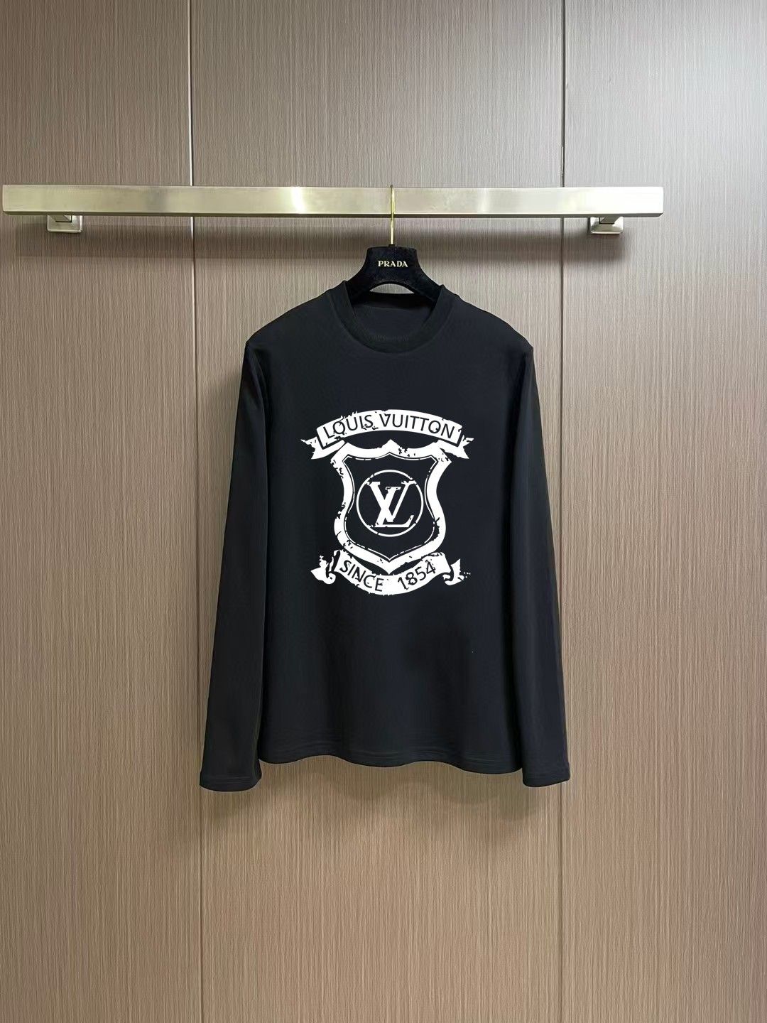 ルイヴィトン 長袖Tシャツ ロンT カジュアル A31466